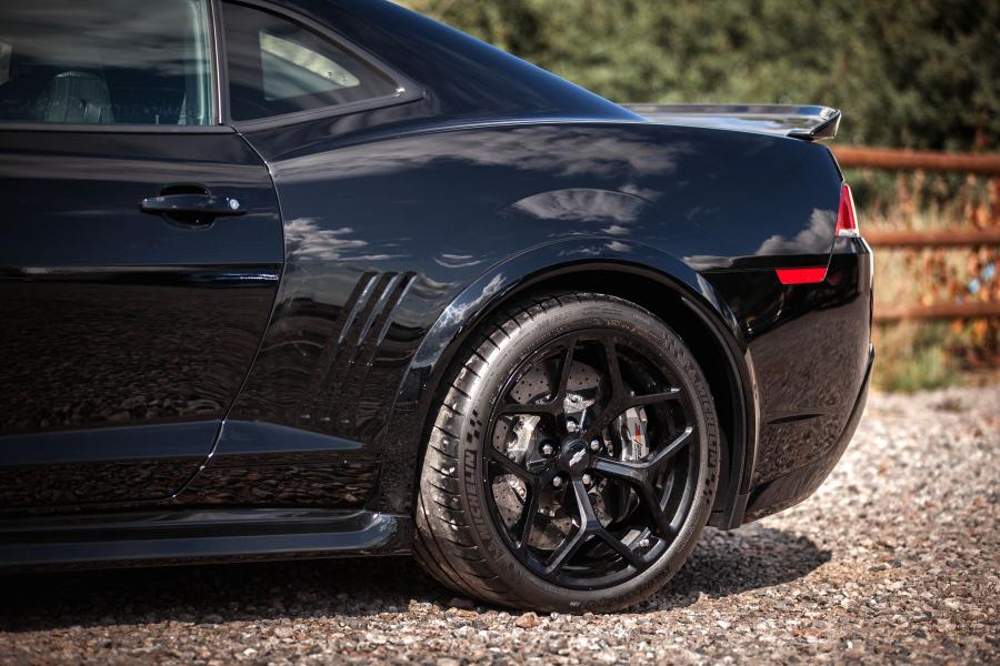 Детали экстерьера Chevrolet Camaro Z28 Chris Harris Car 2015 года  (фото 32 из 138)